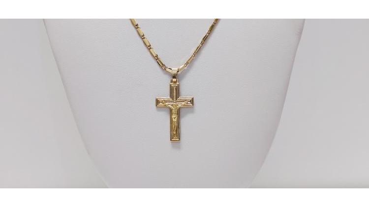 Semplice collana con Croce, per un ricordo speciale.