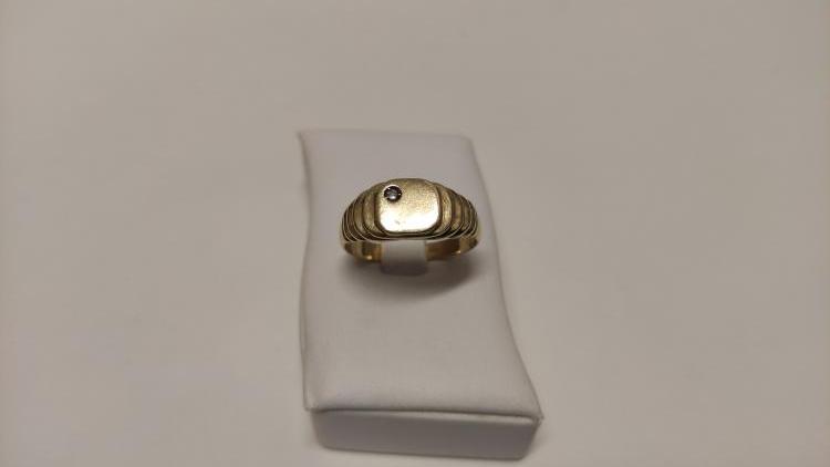 Anello da Uomo con Diamante da 0,02 Carati.