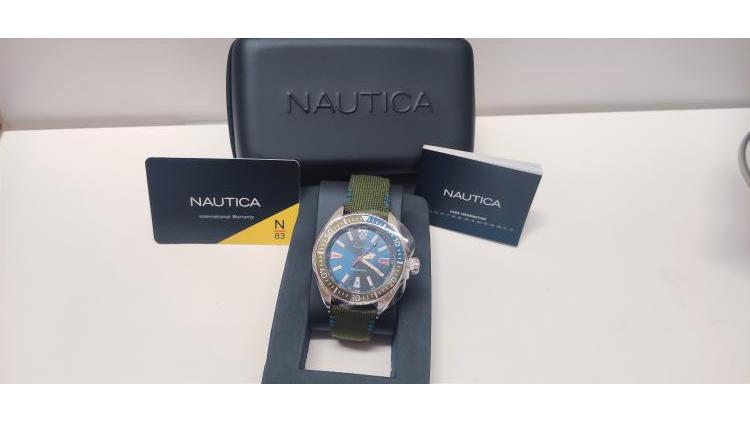 Nautica sportivo con cinturino in Tela.