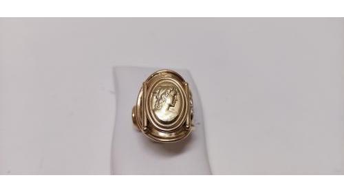 Anello della linea Spina con apertura laterale.