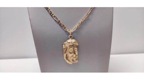 Collana da cm. 60 con volto di Cristo.